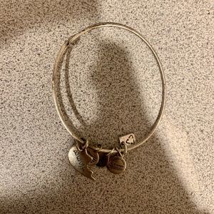 Alex and Ani Silver Best Friend bracelet bangle